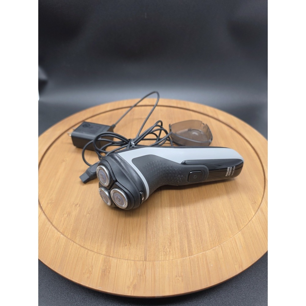 Philips Norelco Series 2000 Cordless Men's Trimmer Shaver Beard‎